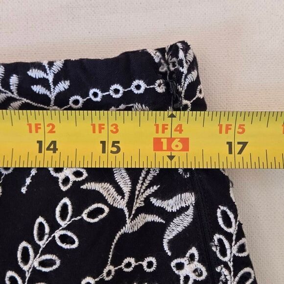 Loft Womens Black White Embroidered Lace Scalloped Hem Skirt Size 6 - Picture 6 of 10